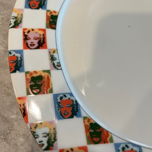 Oval Serving Platter Andy Warhol Marilyn Monroe Block China NWT 14.5" - Picture 3 of 4